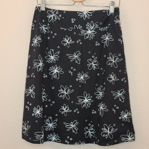 Rafaella Dresses & Skirts - Rafaella Skirt Womens Size 6 Black White Floral A-line Casual Summer Work Office